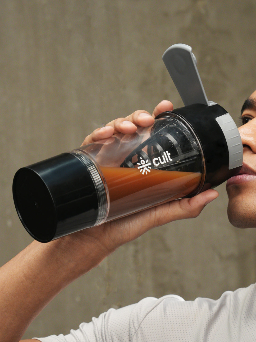 cult Cyclone Shaker 500ML Unisex Black Grey
