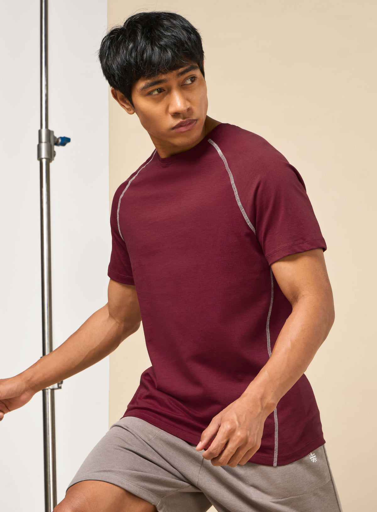 Men's Cult Essential Maroon Training T-shirt
