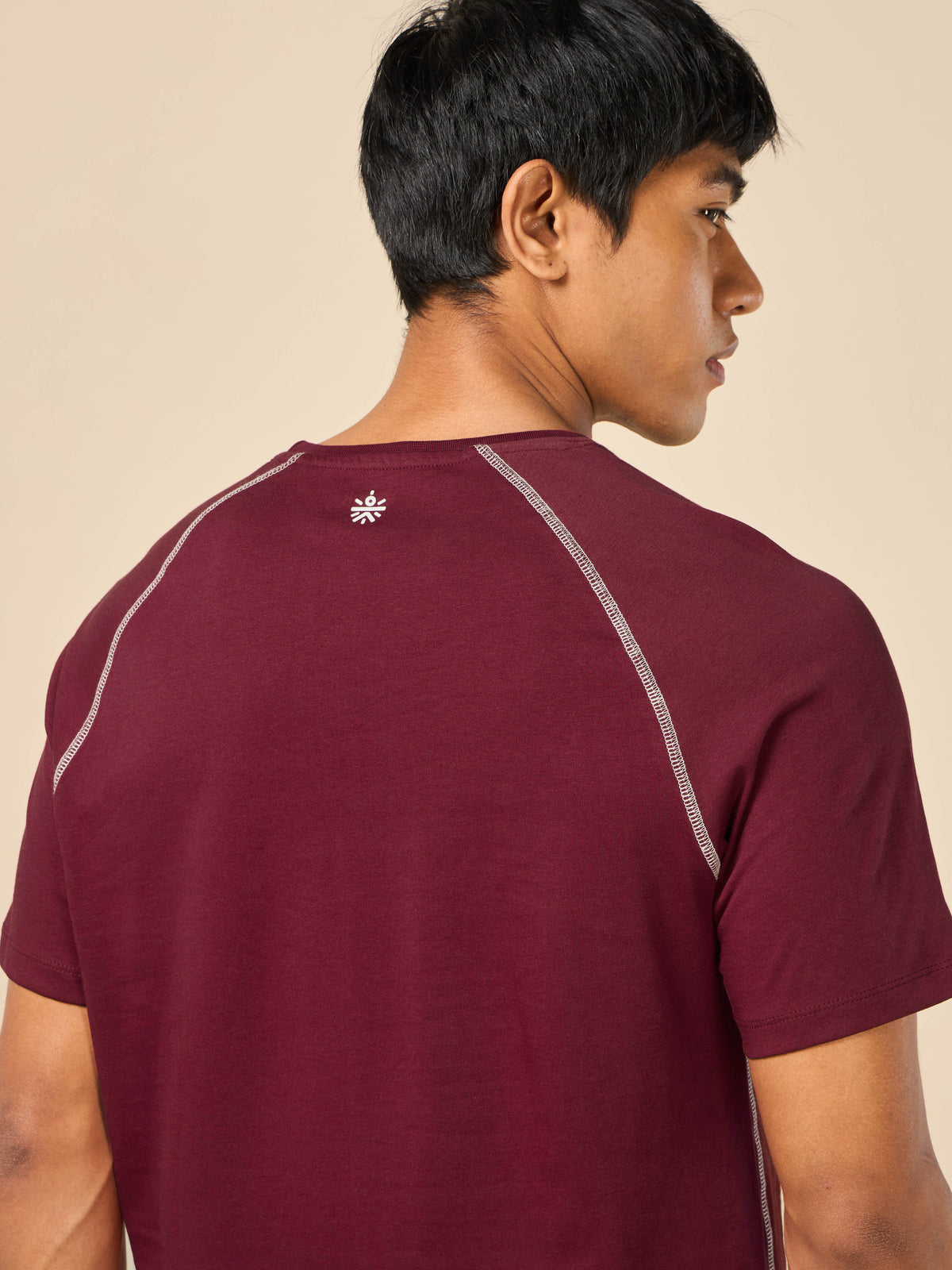 Men's Cult Essential Maroon Training T-shirt