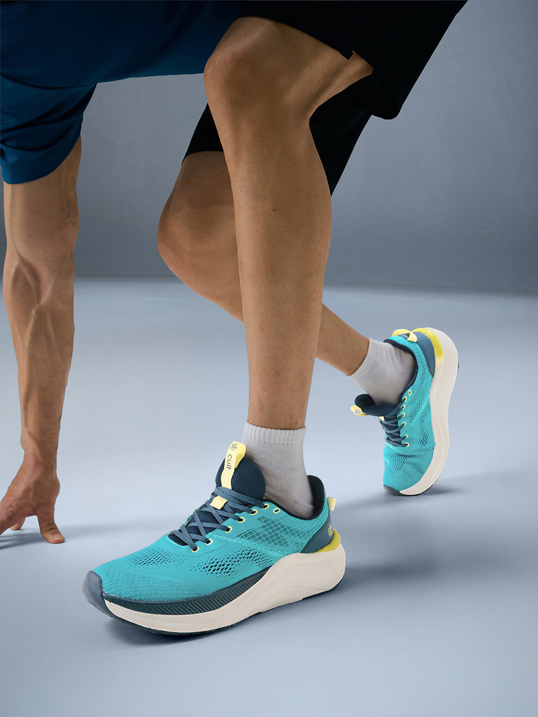 cult Men's Kairo Running Shoes - Sky Blue/Navy