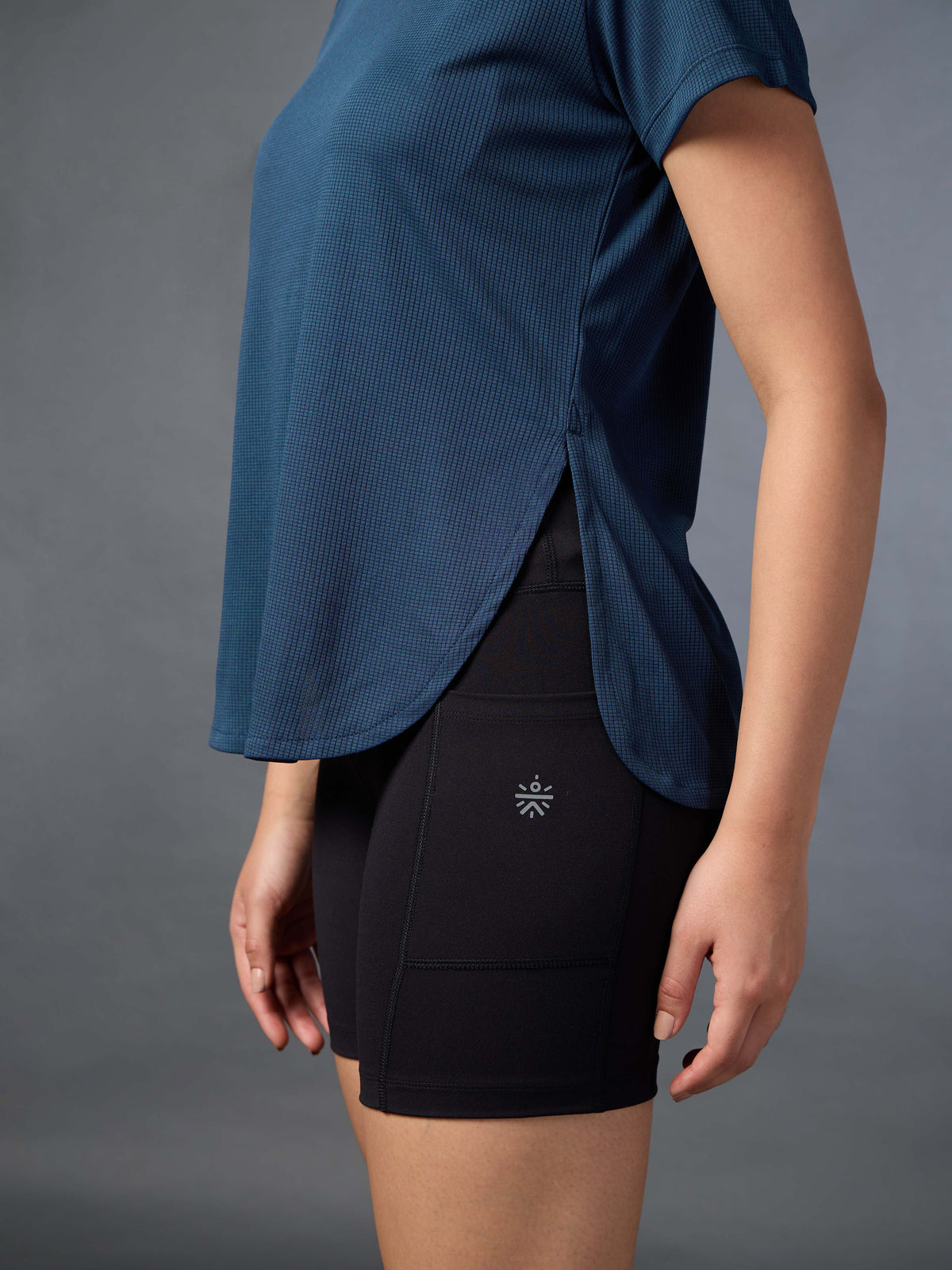Women's Navy Running Longline T-shirt