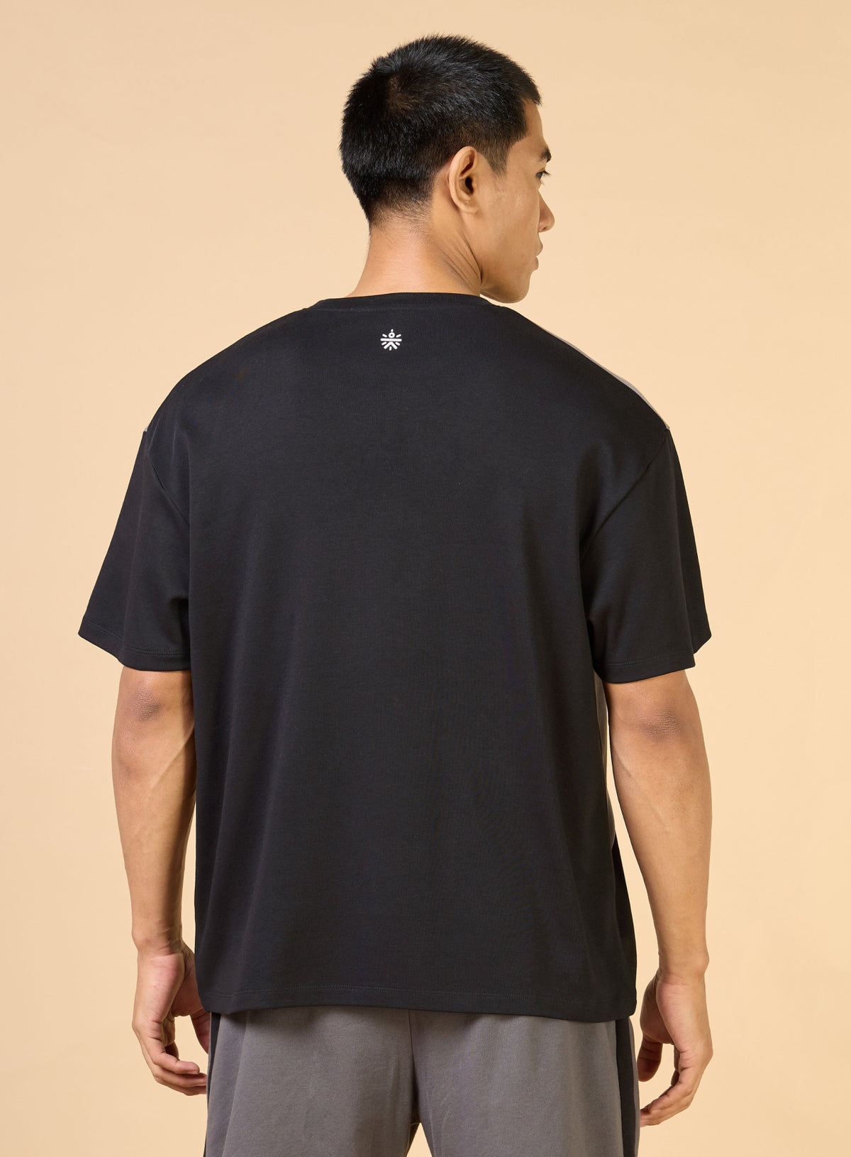 Men's Black Sports City Club Colorblock Relaxed fit T-shirt