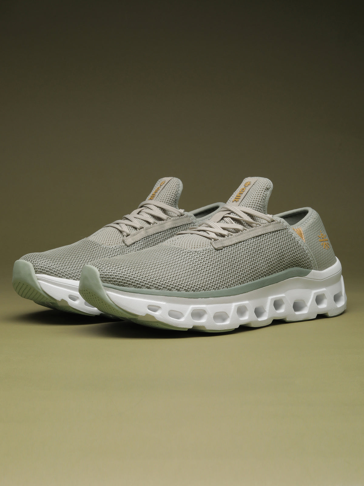 cult Men's Aeromesh Walking Shoes - Olive