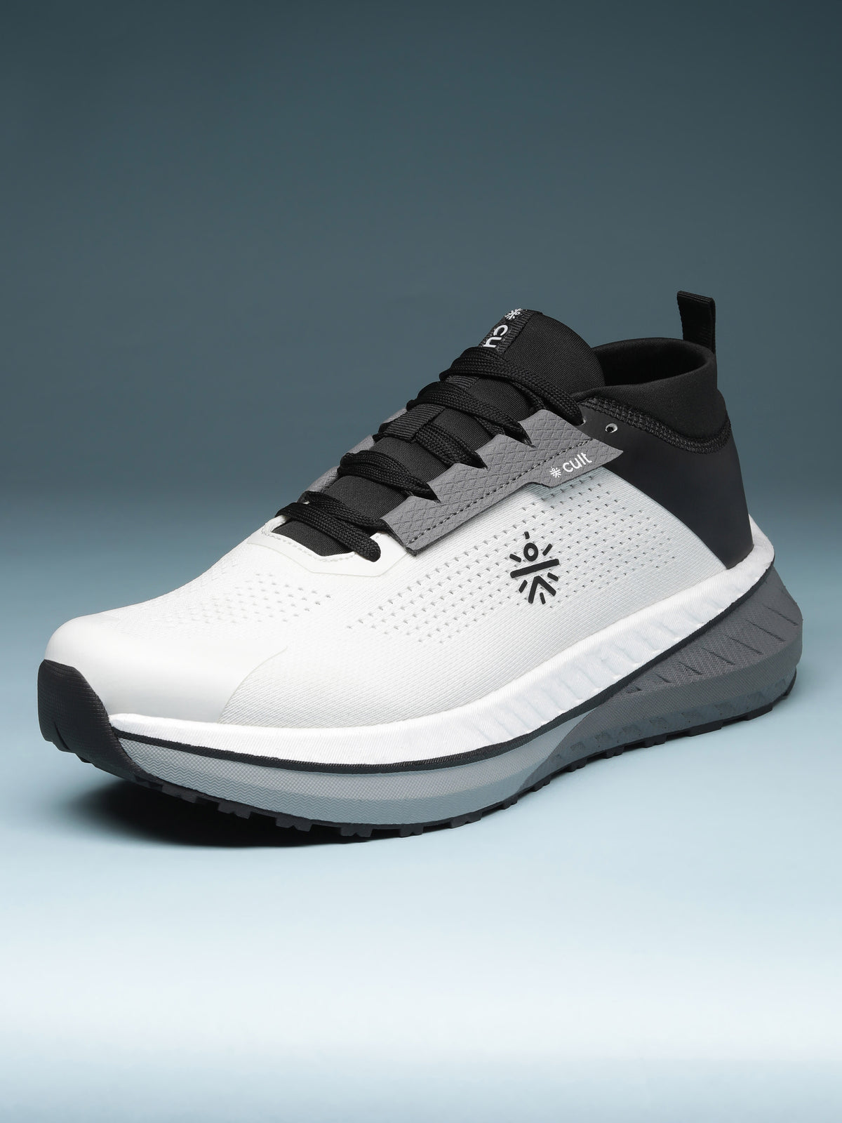 cult Men's GlideMax Trail Running Shoes - White/Black