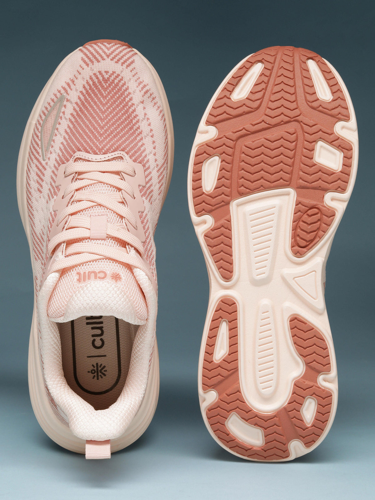 cult Women's PaceLite Walking Shoes - Peach