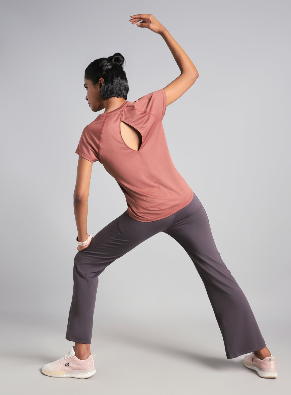 Women's Brown Spirit Run T-shirt