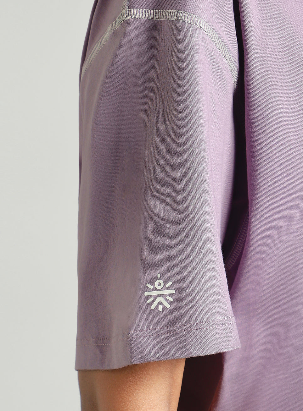 Women's Purple Mini Graphic Oversized Fit T-shirt