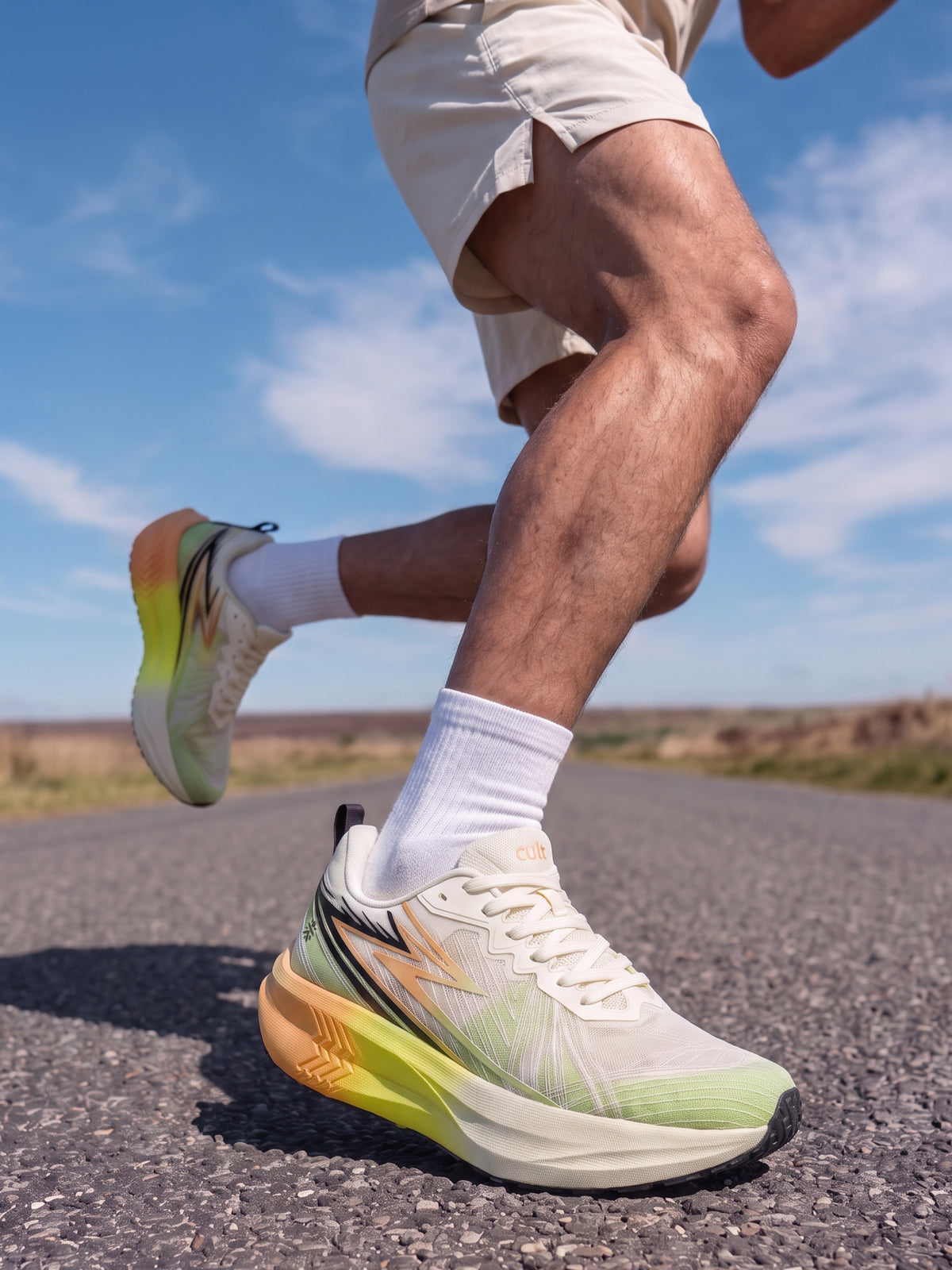 cult Men's ApexRacer Running Shoes - White