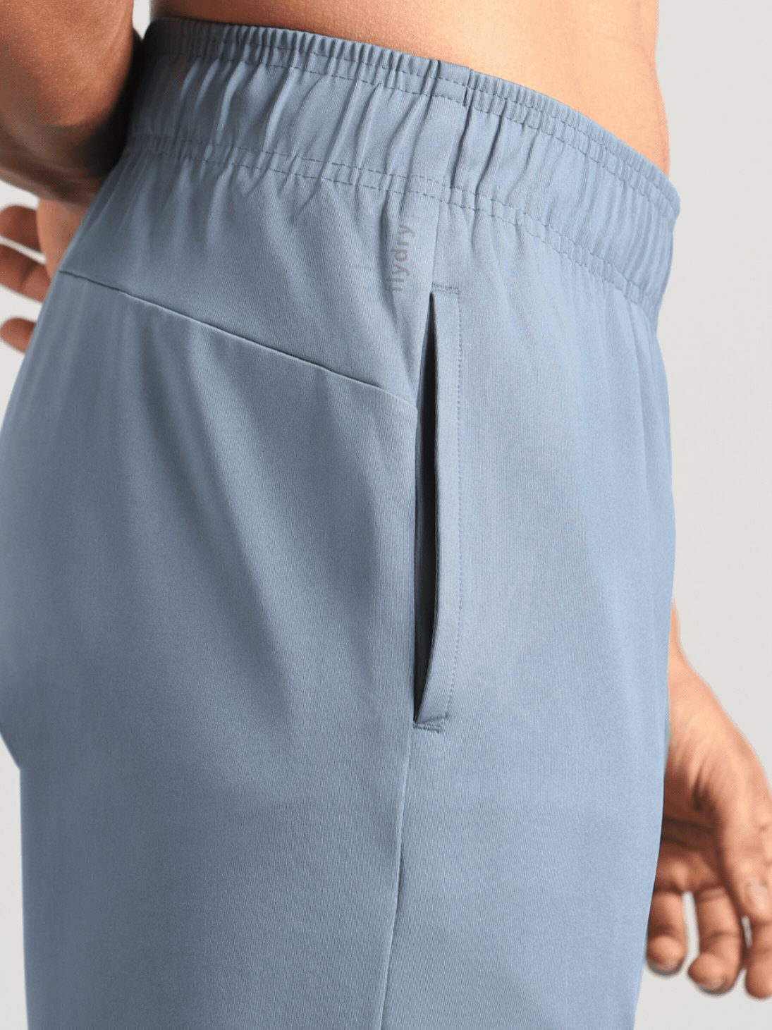 Men's Blue Runner's In Motion Graphic Trackpants