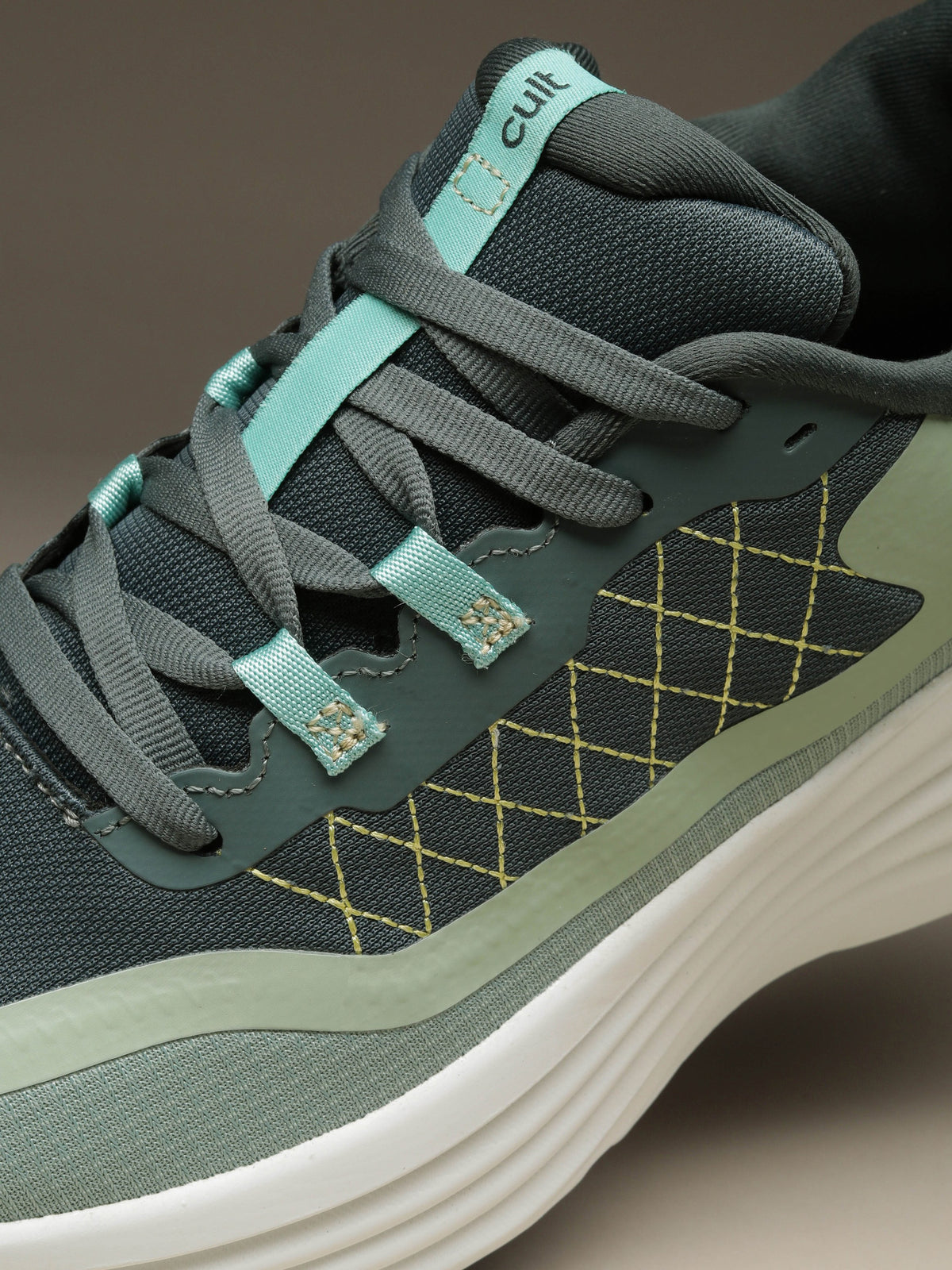 cult Women's WaveWalk Walking Shoes - L.Olive