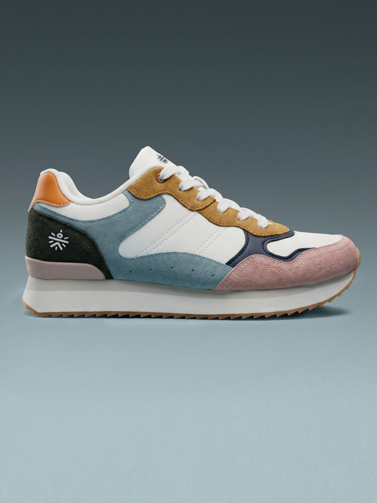 cult Women's RetroEdge Sneakers - White/Slate