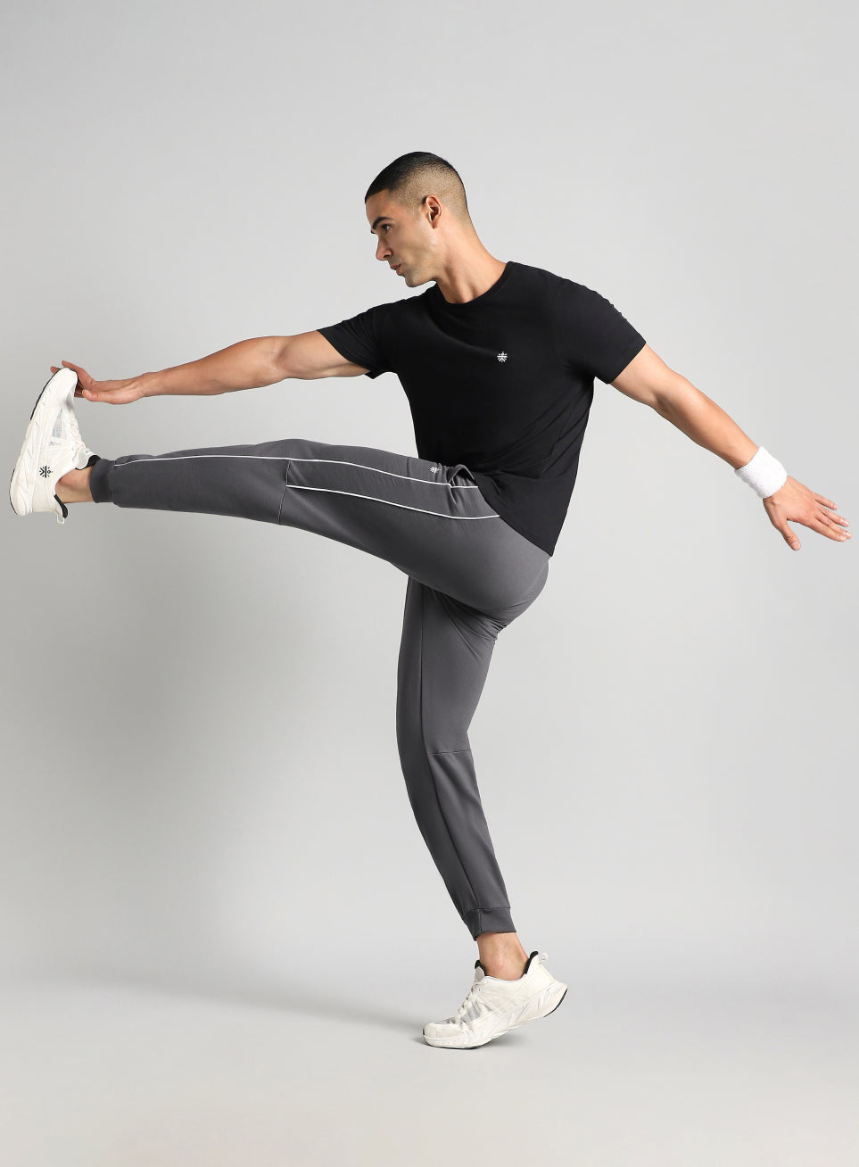 Men's Dark Grey Sculpt Training Joggers
