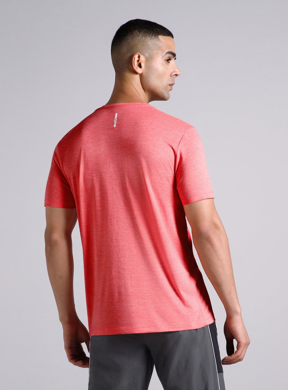 Men's Move All Day Peach Comfortech T-shirt