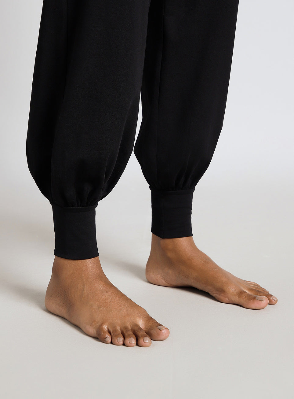 Women's Black Flow and Form Relaxed Yoga Joggers