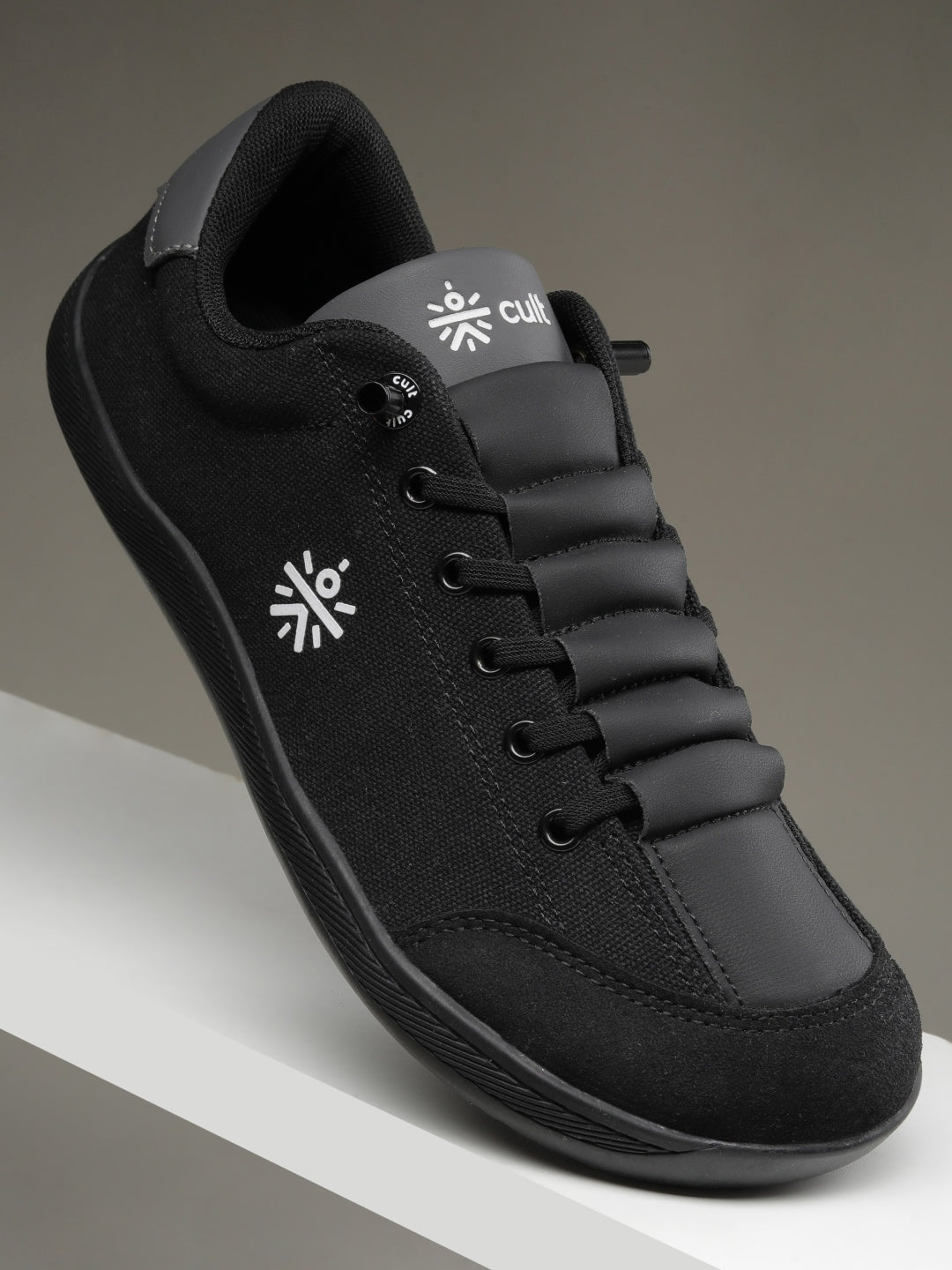 cult Women's FreeForm Sneakers - Black