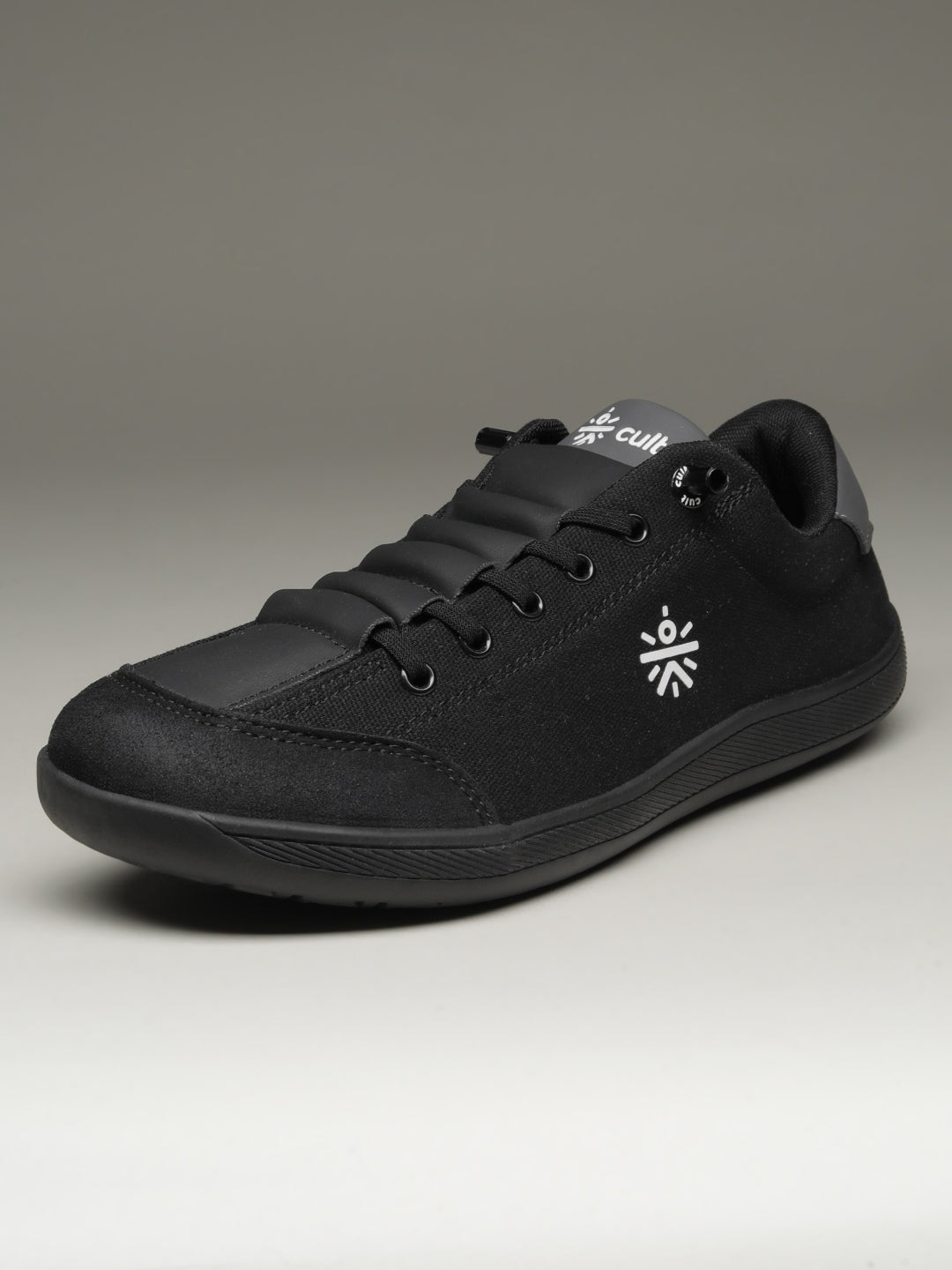 cult Women's FreeForm Sneakers - Black
