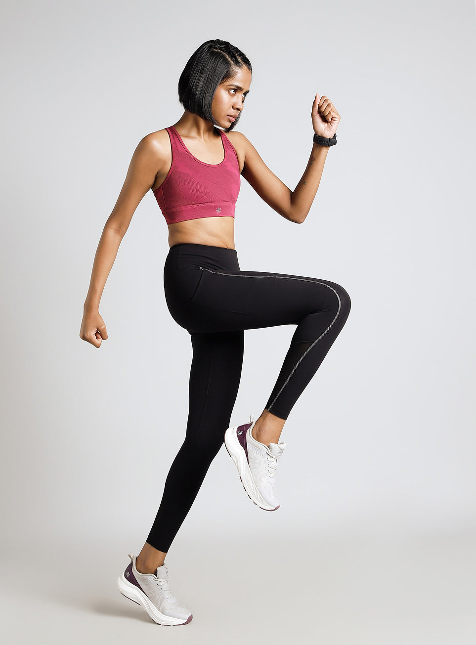 Women's Black Hyper Vent Running COMFlex Tights