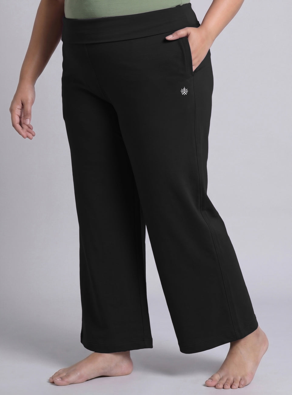 Women's Black Flow Yoga Plus Size Pants