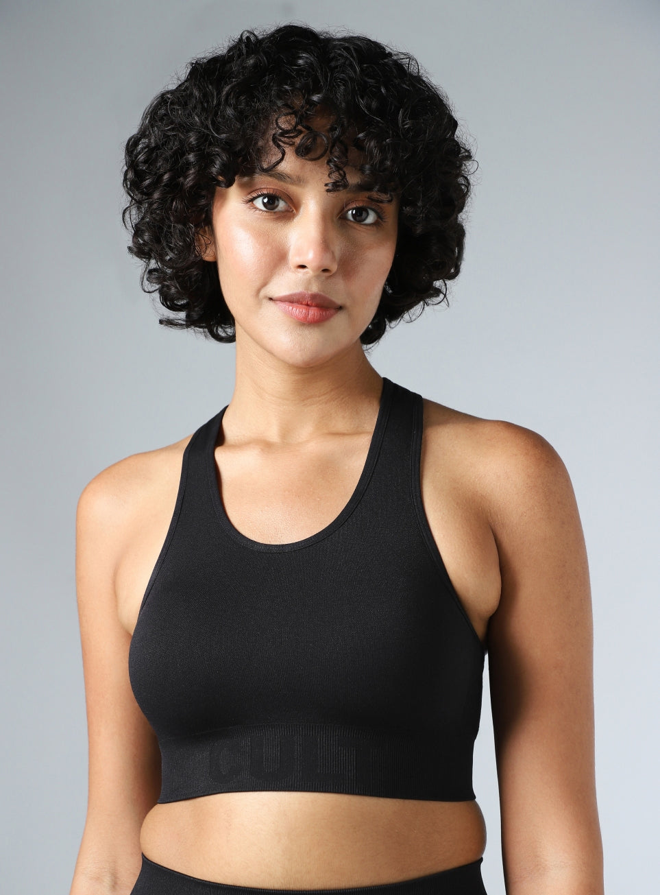 Women's Black Motion Flow Medium Support Seamless Bra