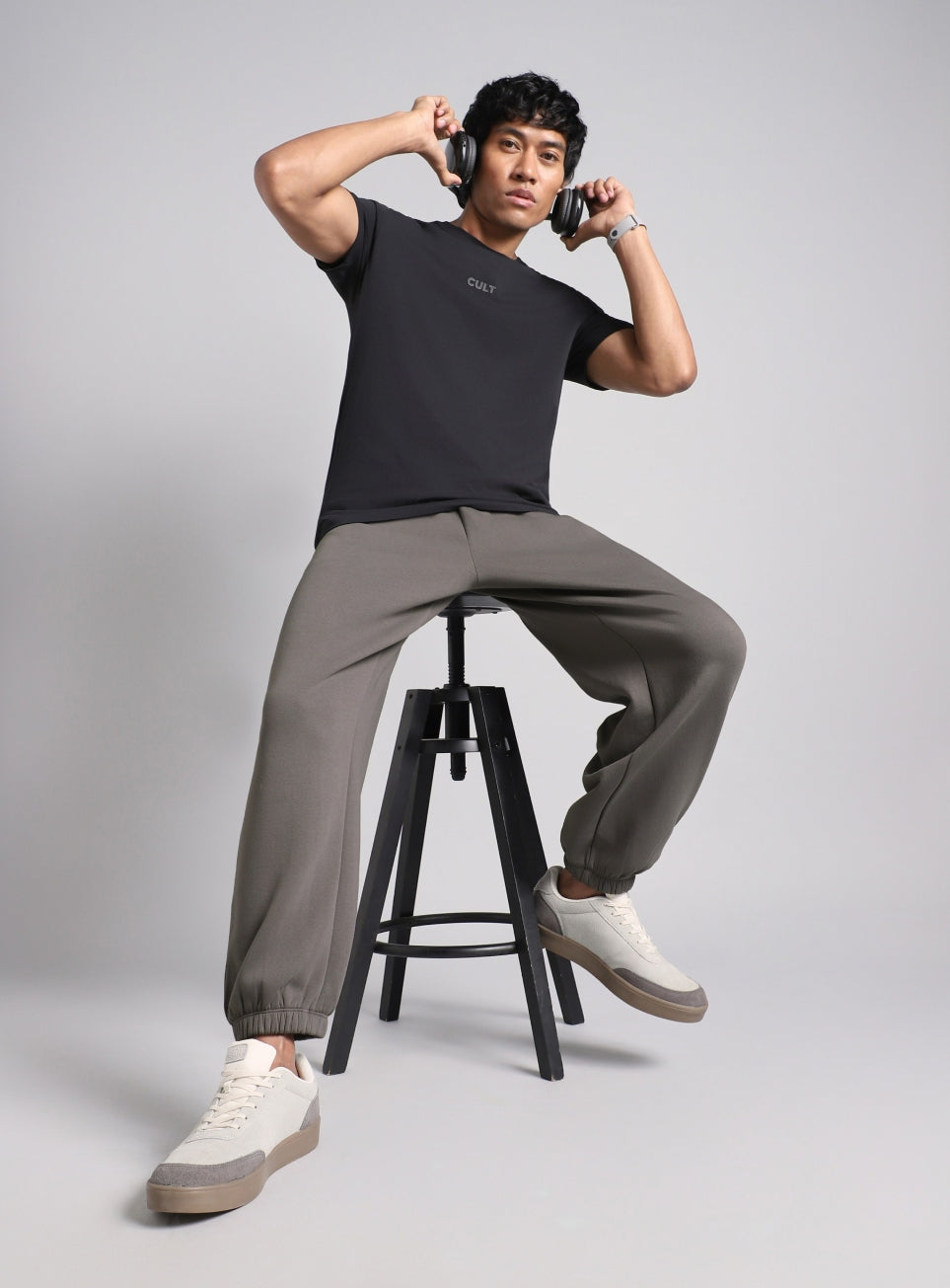 Men's Grey Luxe Fleece Comfort Relaxed Fit Joggers