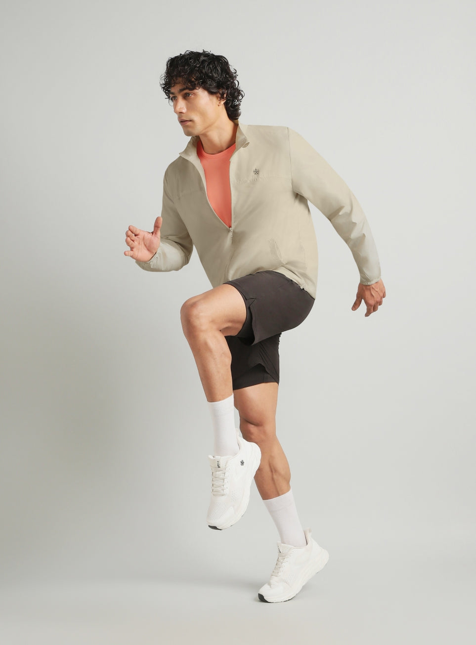 Men's Off White Everyday Run Packable Windbreaker Jacket