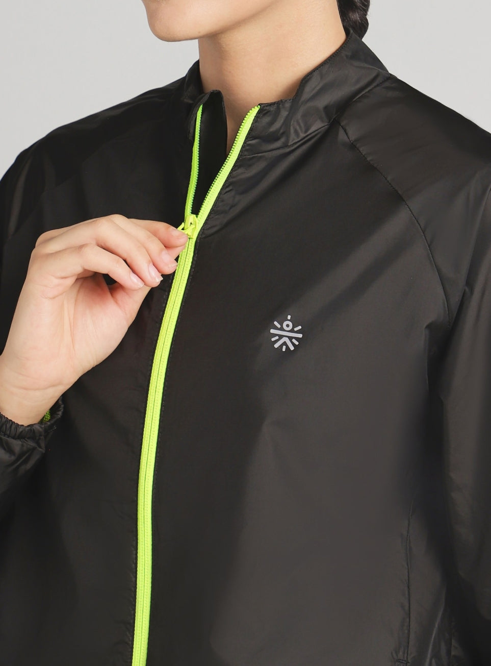 Women's Black Night Run Running Jacket