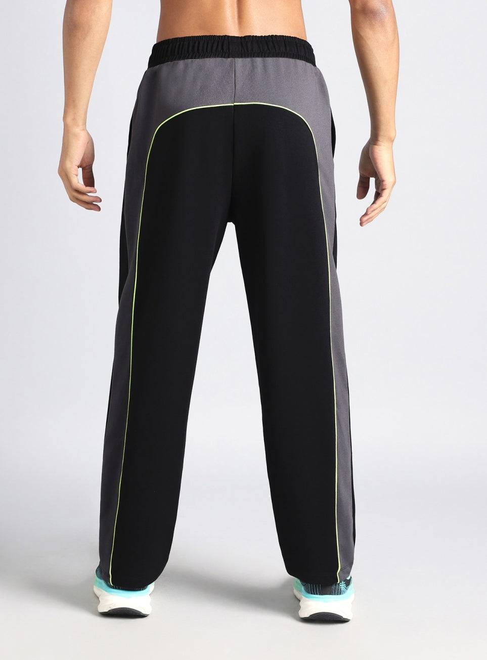 Men's Black Sporty Block Trackpants