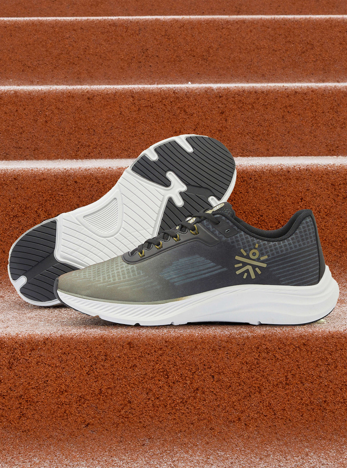 cult Thunderbird Men Running Shoes - Olive/Black