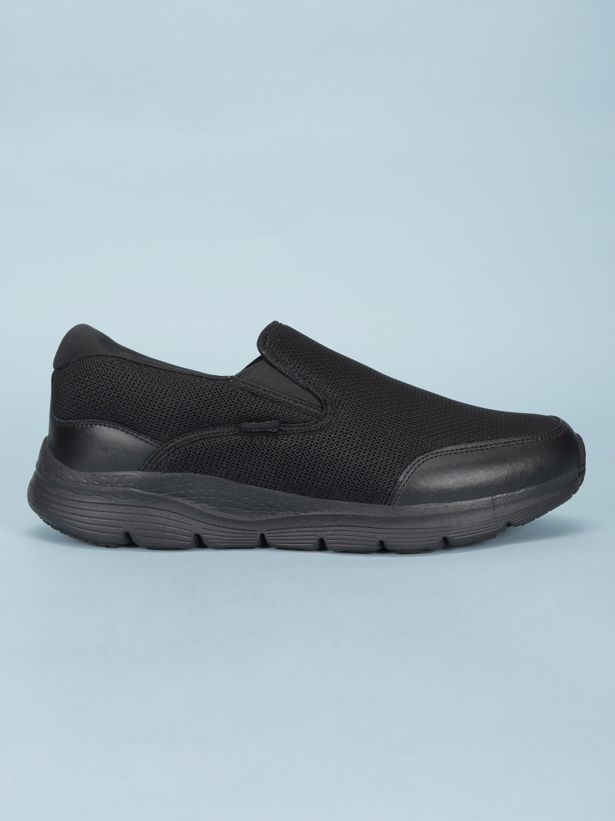 Avant Men's AirCruise Slip-On Walking Shoes - Black
