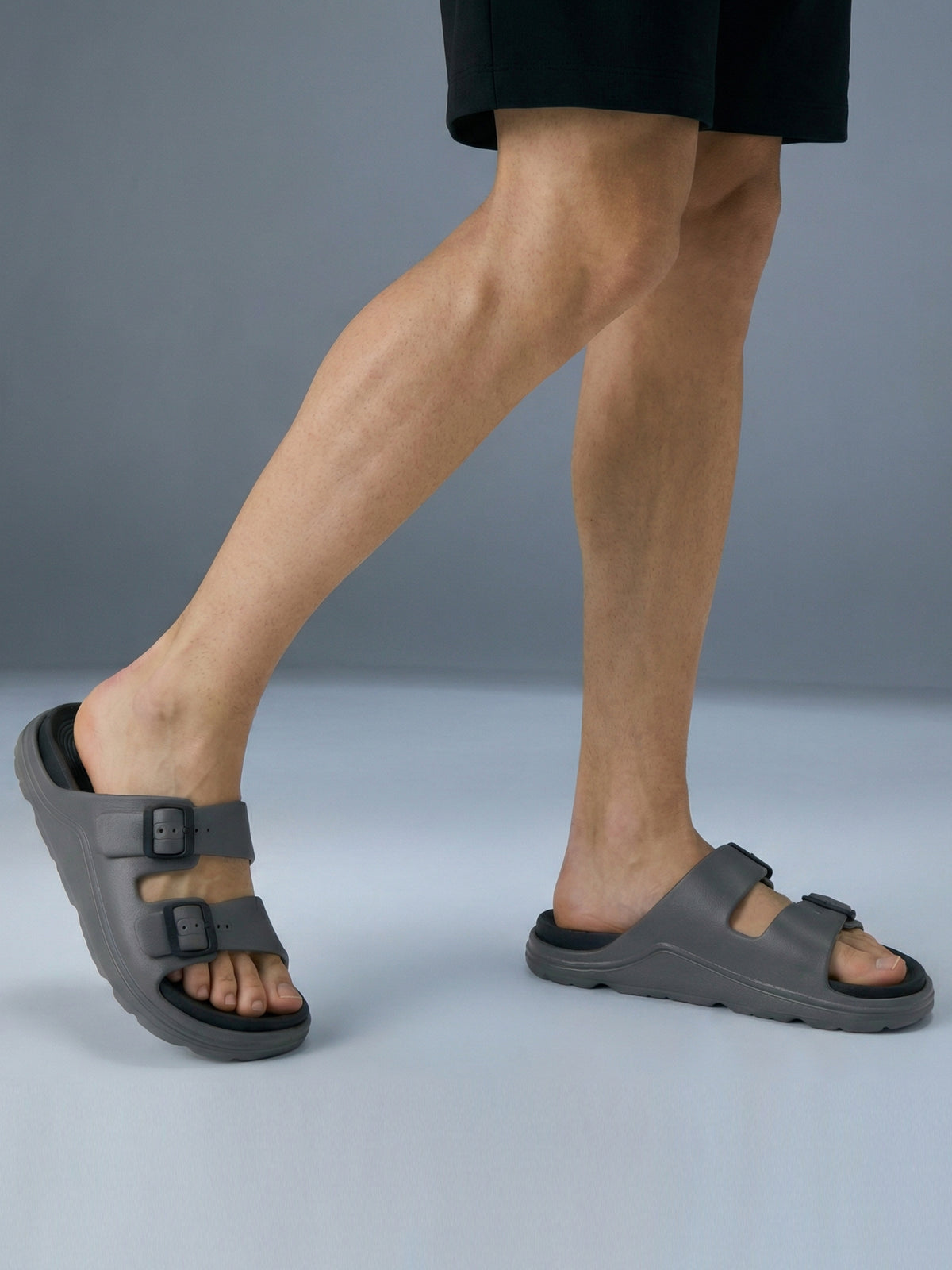 Avant Men's BuckleStride Sliders - Grey