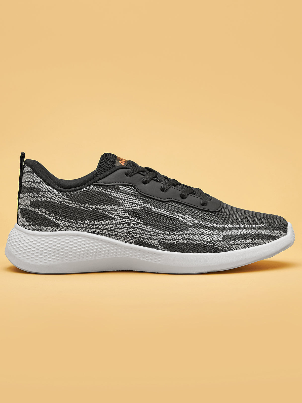 Avant Men's Dual Tone Knitted Walking Shoes-Grey