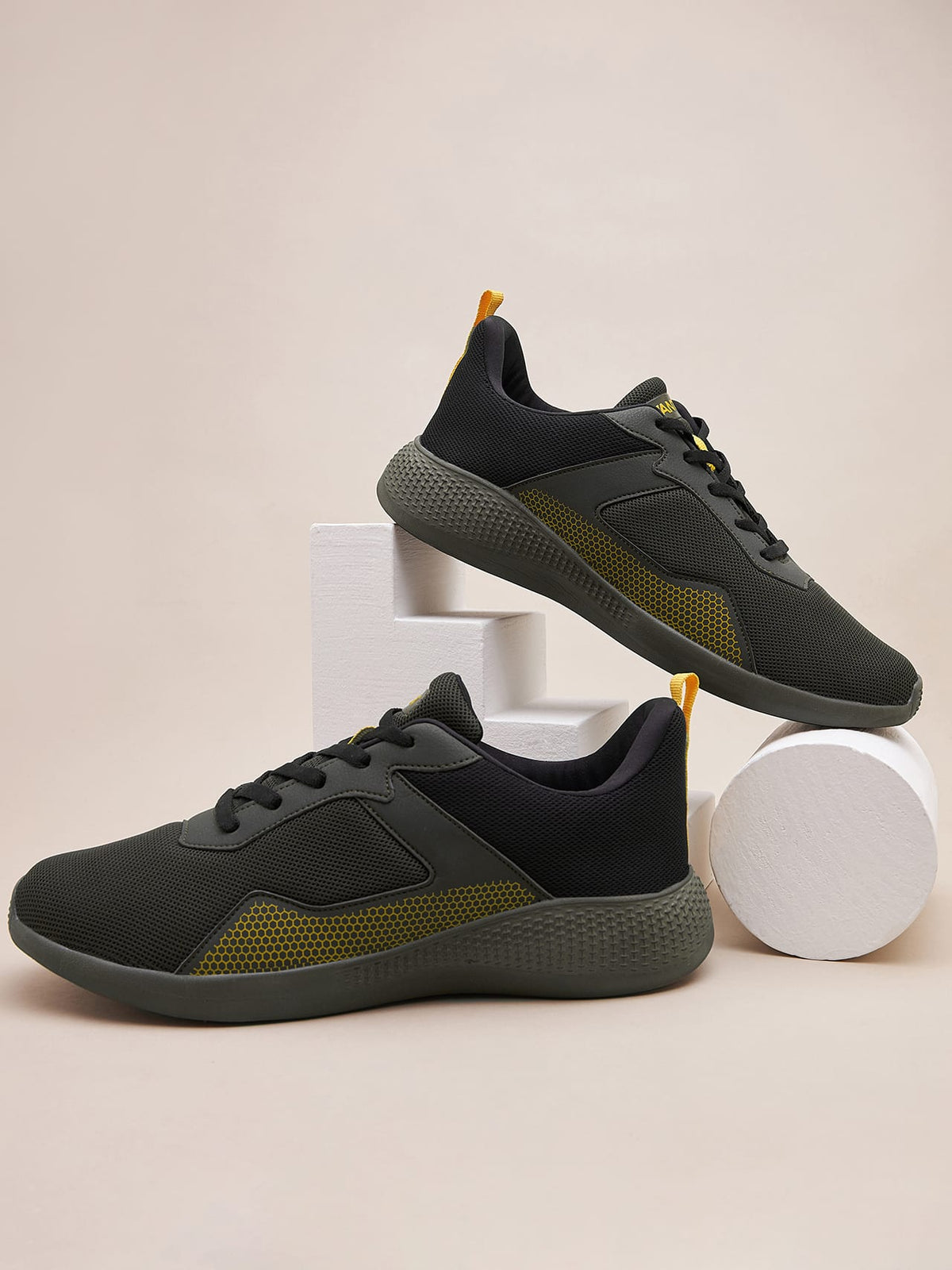 Avant Men's Glide Walking Shoes - Olive