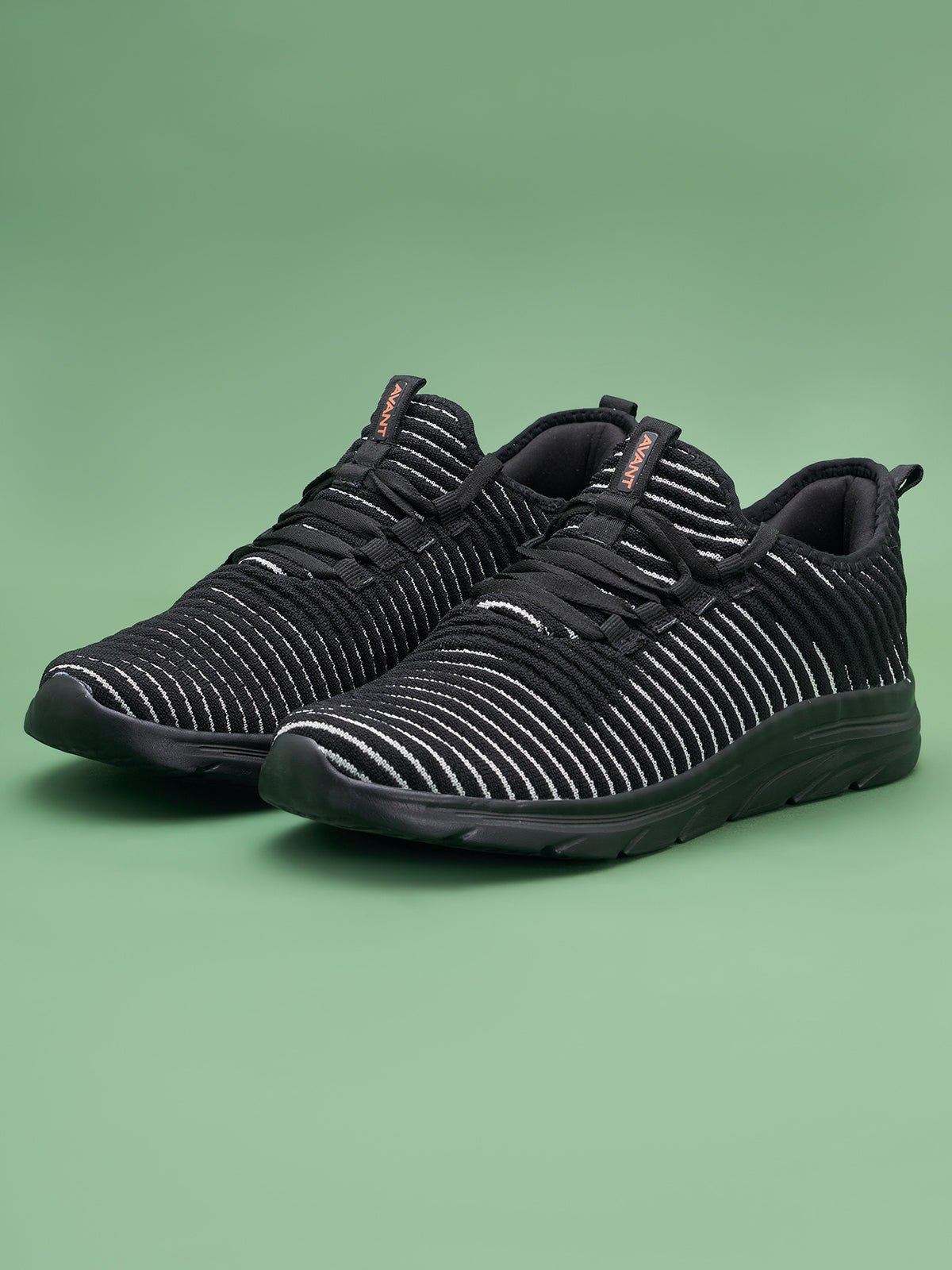 Avant Men's Maze On Walking shoes- Black