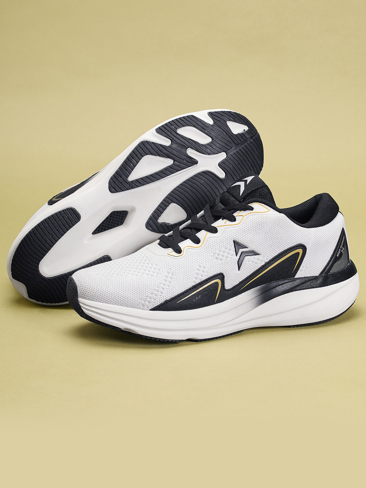 Avant Men's Radiant Running Shoes-White/Black