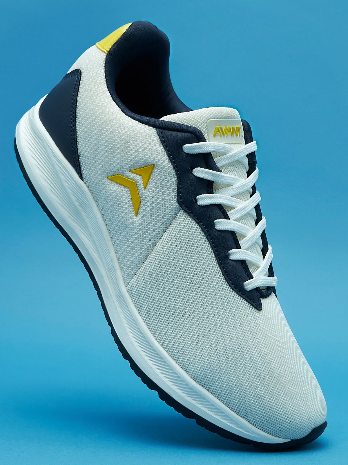 Avant Men's Mach Walking Shoes-White/Navy
