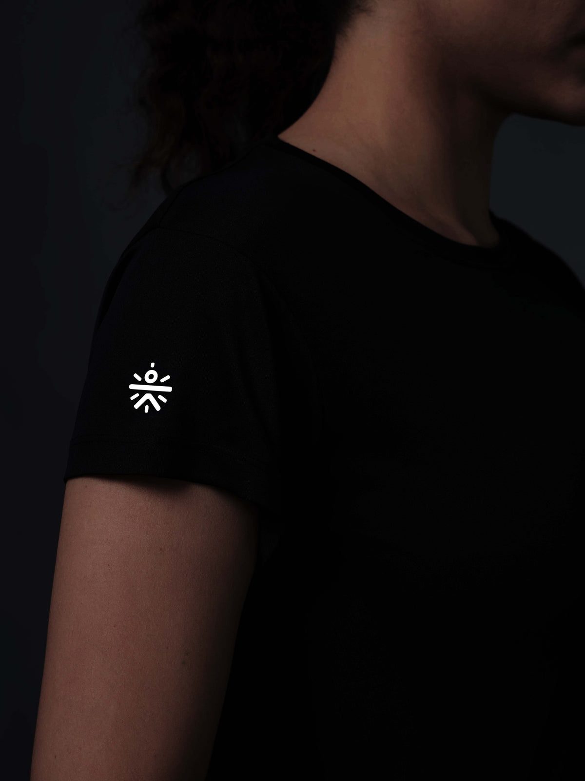 Women's Black Run Elevate Cropped T-shirt