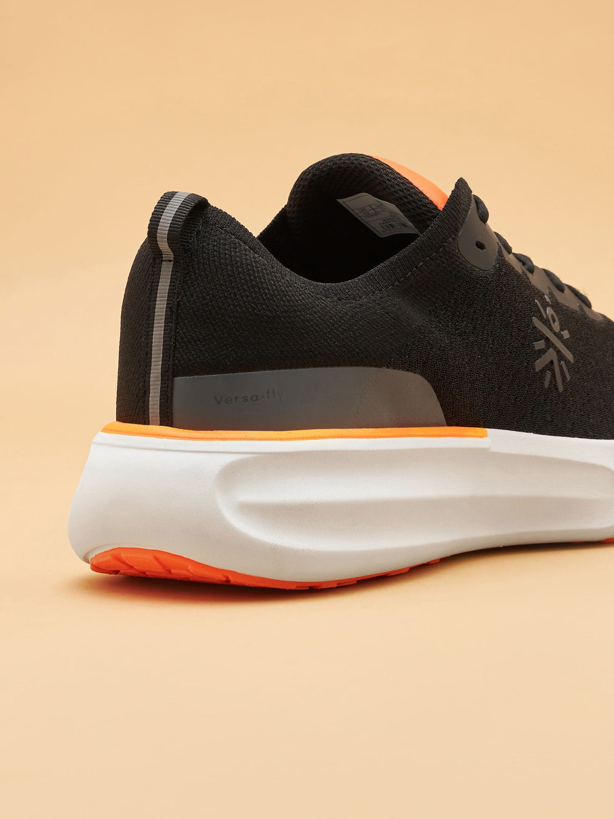 cult Versa Fly Men Running Shoes - Black/Orange