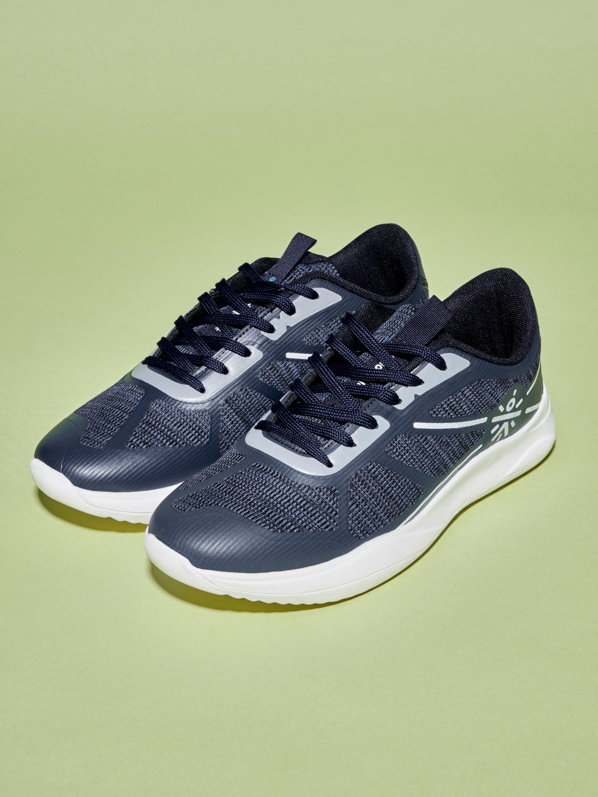 cult Discovery Men Running Shoes