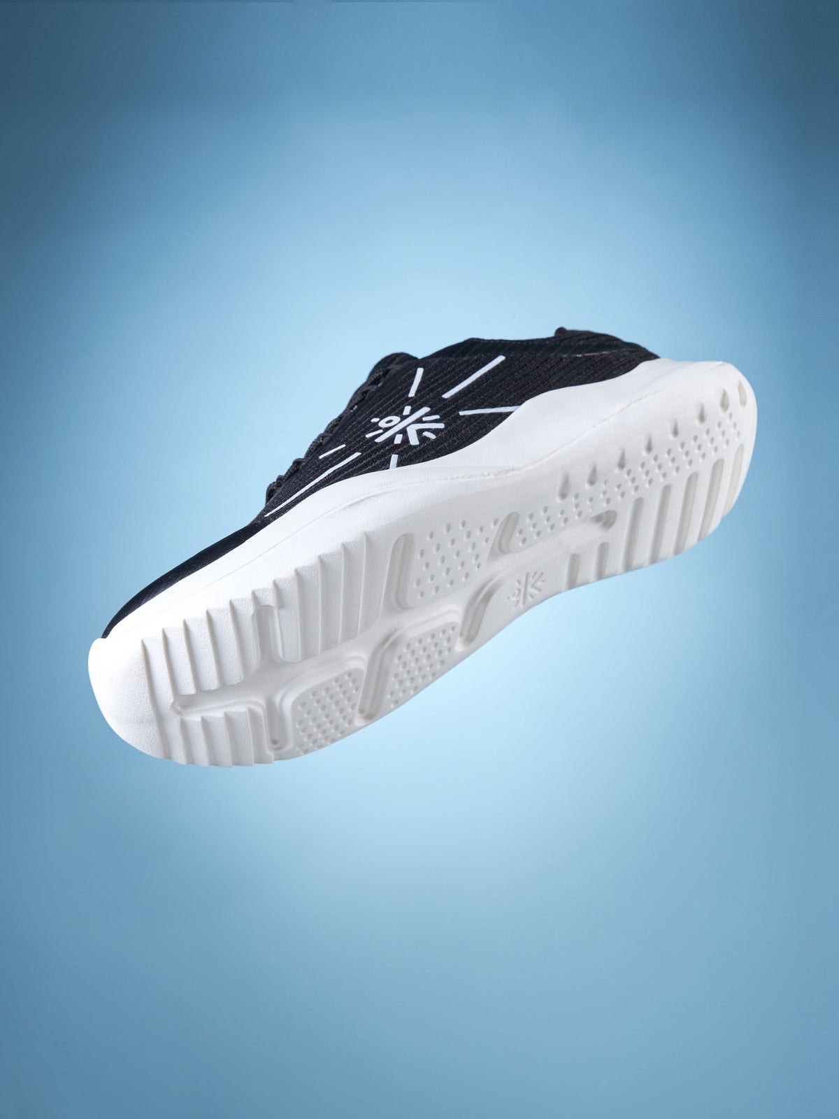 cult Dartin Men Running Shoes - Black