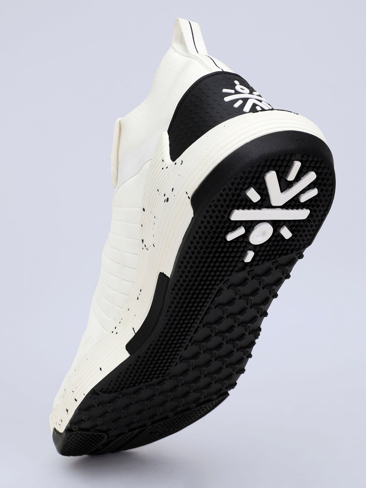 cult Pro-Train Men Training Shoes - White
