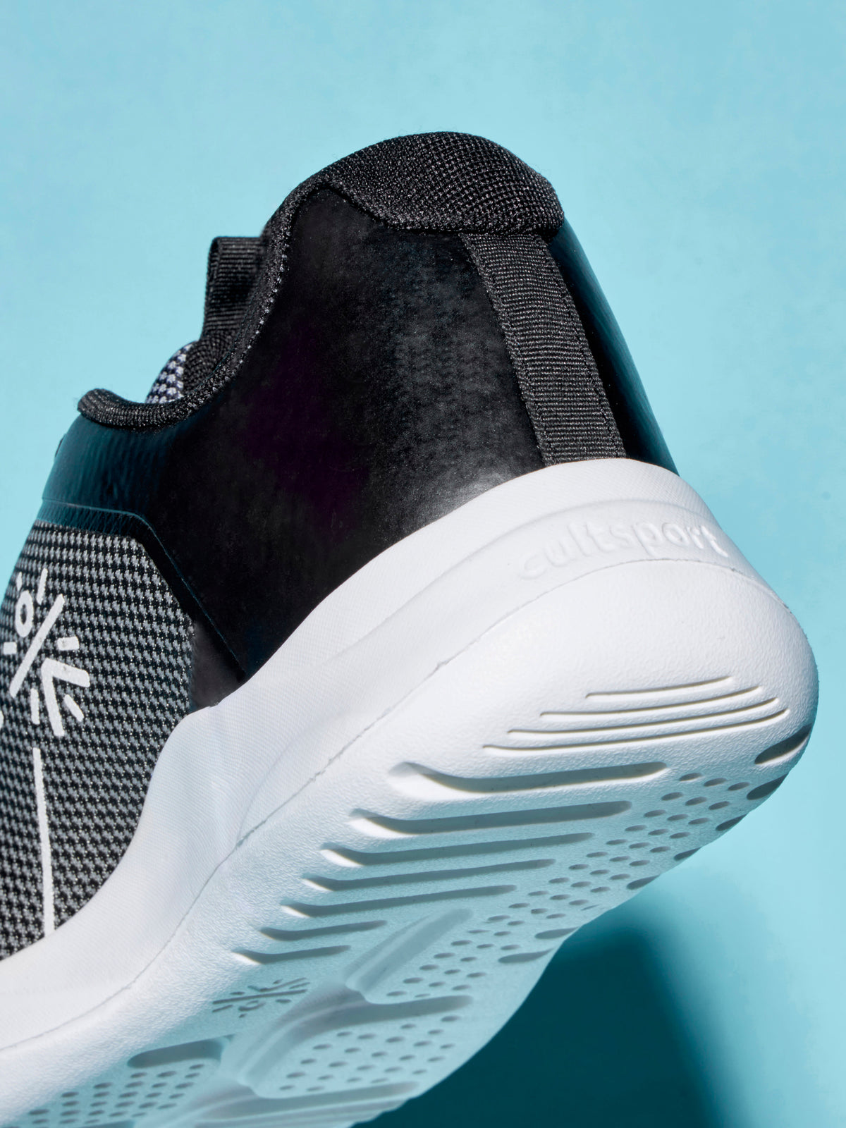cult Dash Men Running Shoes
