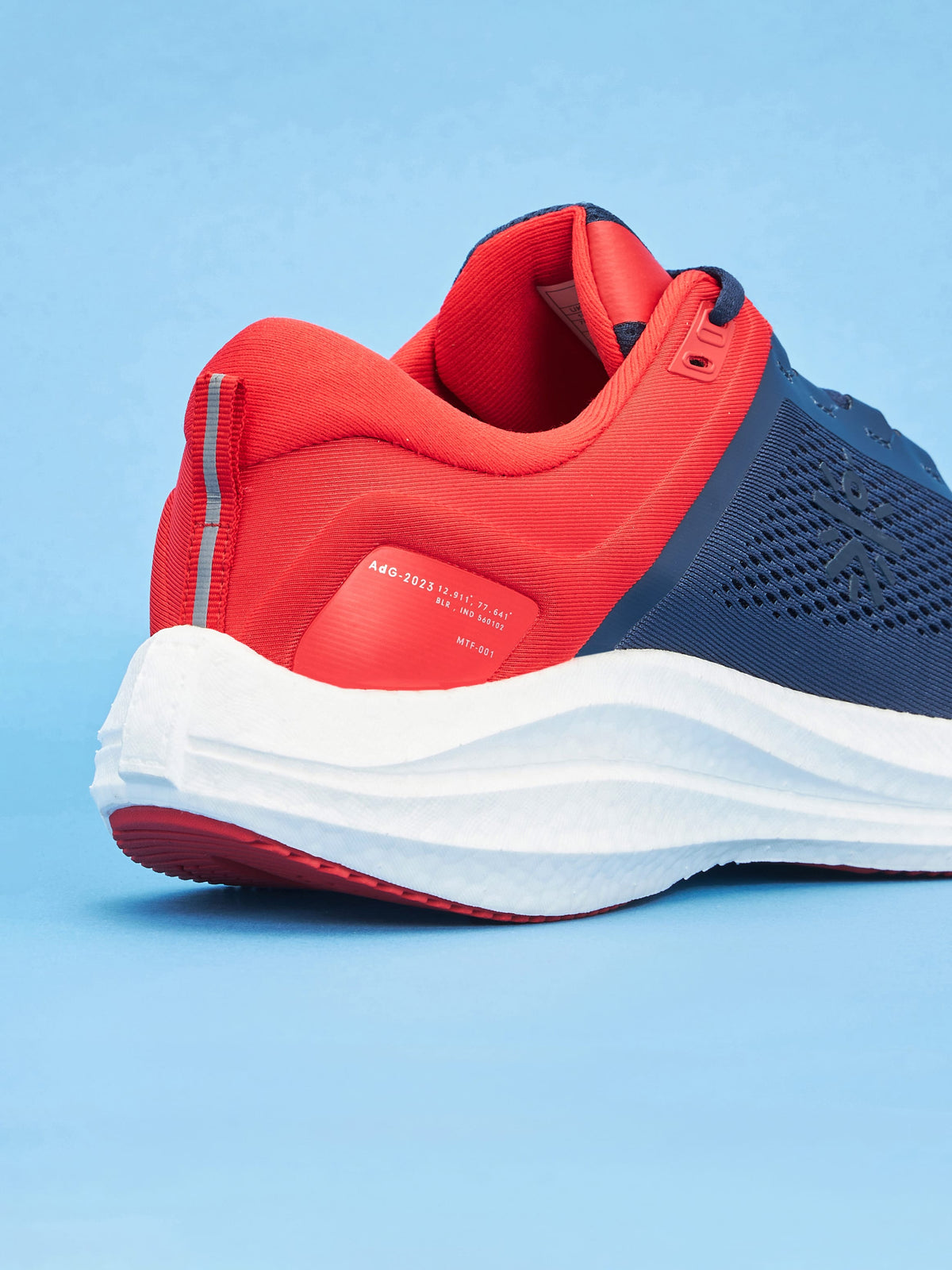 cult Versa Pulse Men Running Shoes - Navy/Red