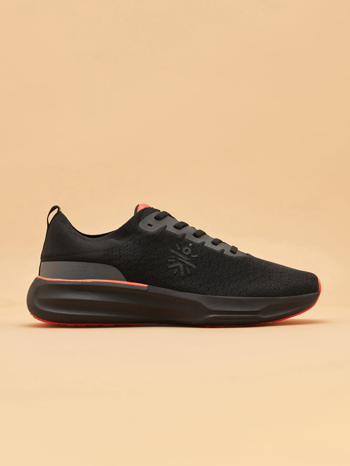 cult Versa Fly Men Running Shoes - Black/Red