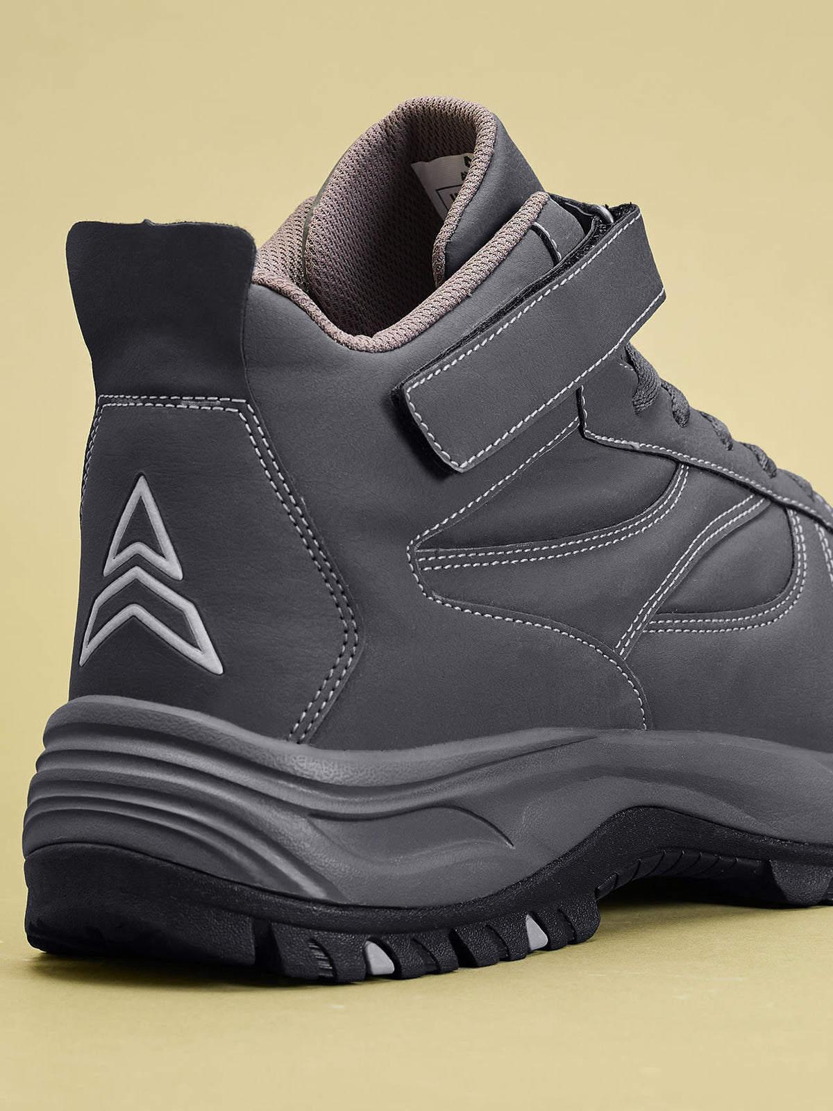 Avant Men’s Thar Outdoor Shoes - D.Grey