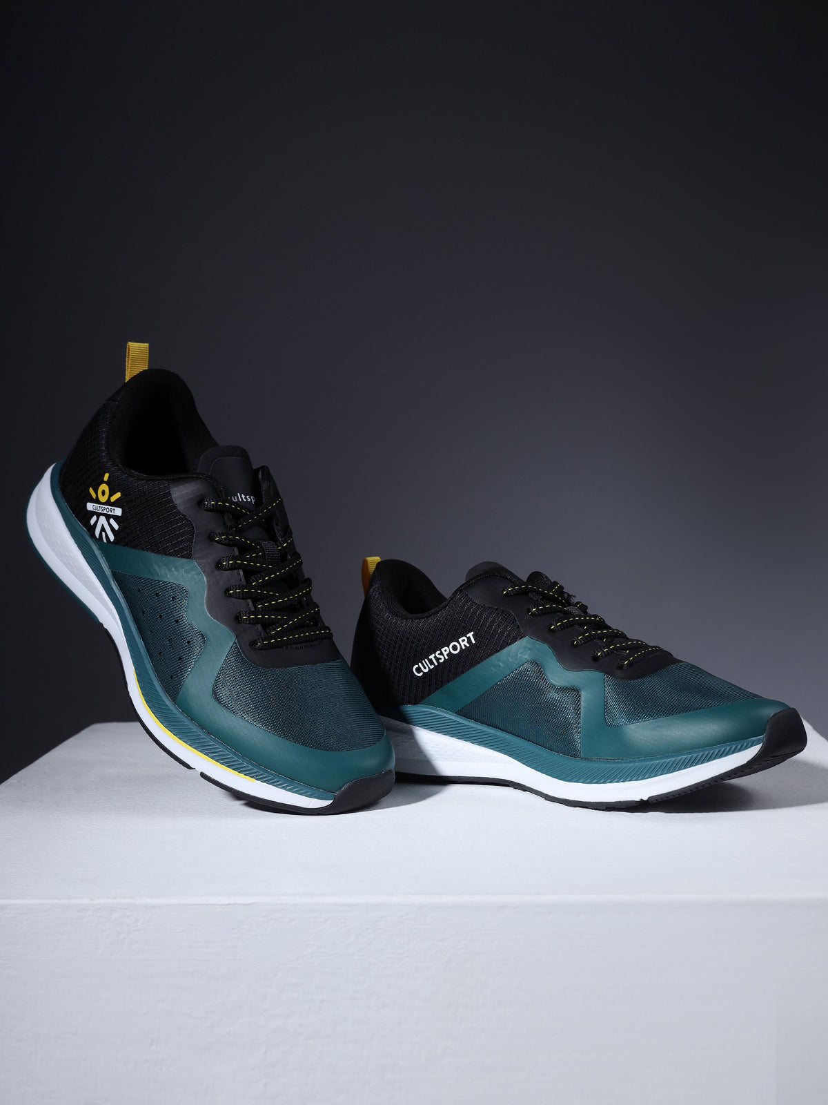 cult Speedster Women Running Shoes - Black/ Dark Teal
