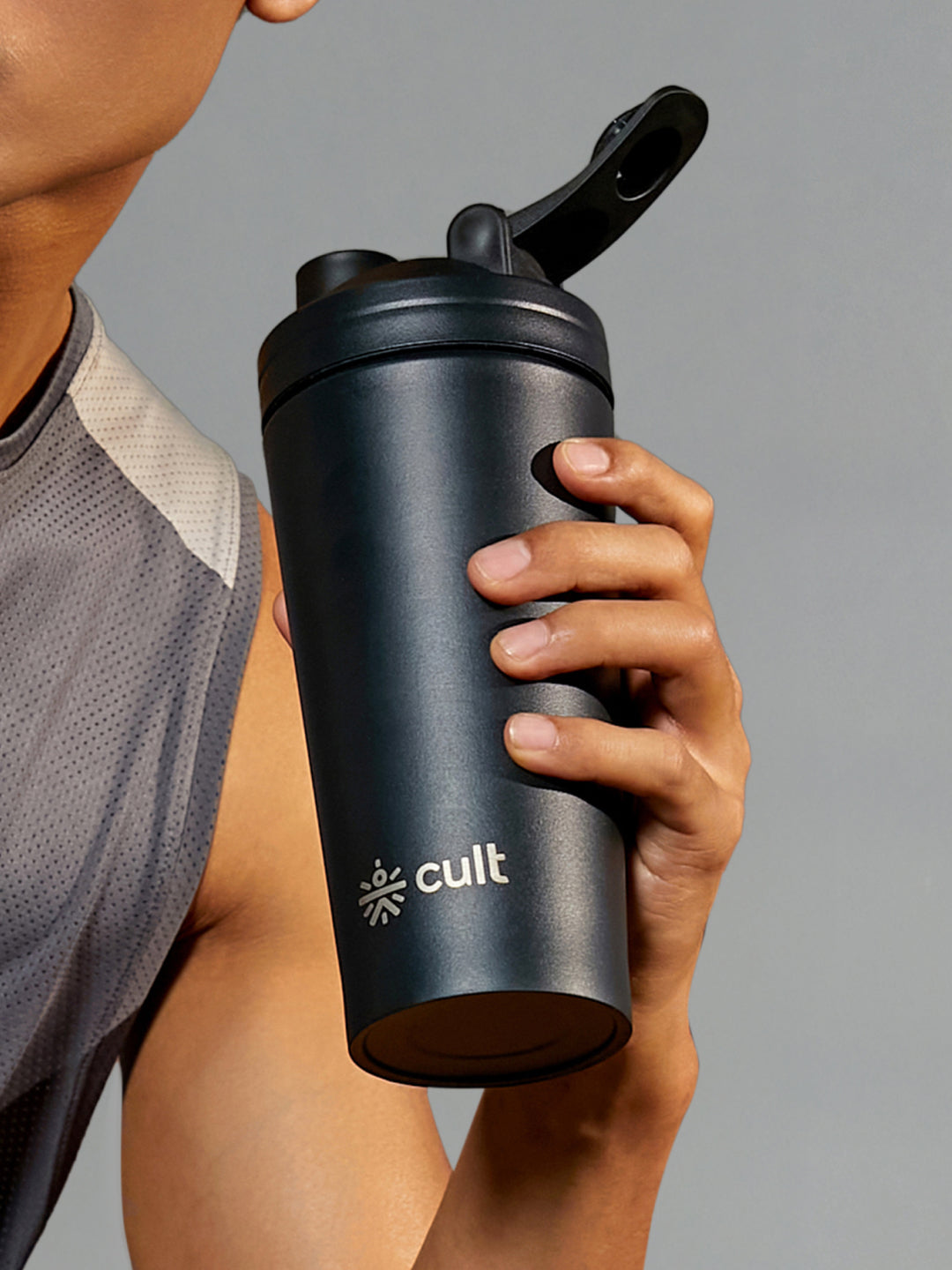 cult Steel Shaker 700ml Black