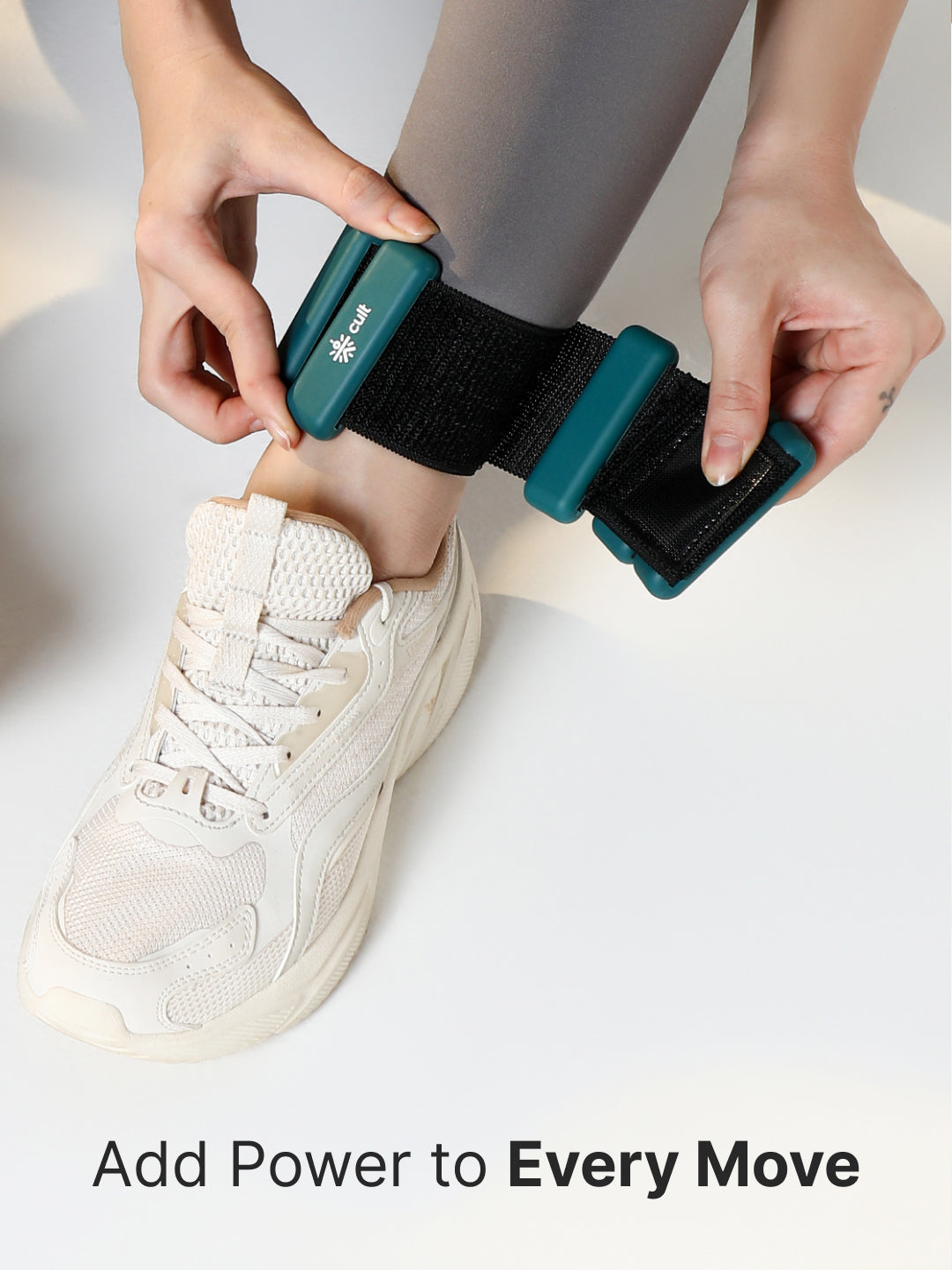 Adjustable Ankle and Wrist Weights (450 g x 2) pair with Removable 60 g Slots Green Customisable Weights for Running, Walking, Yoga & Workouts
