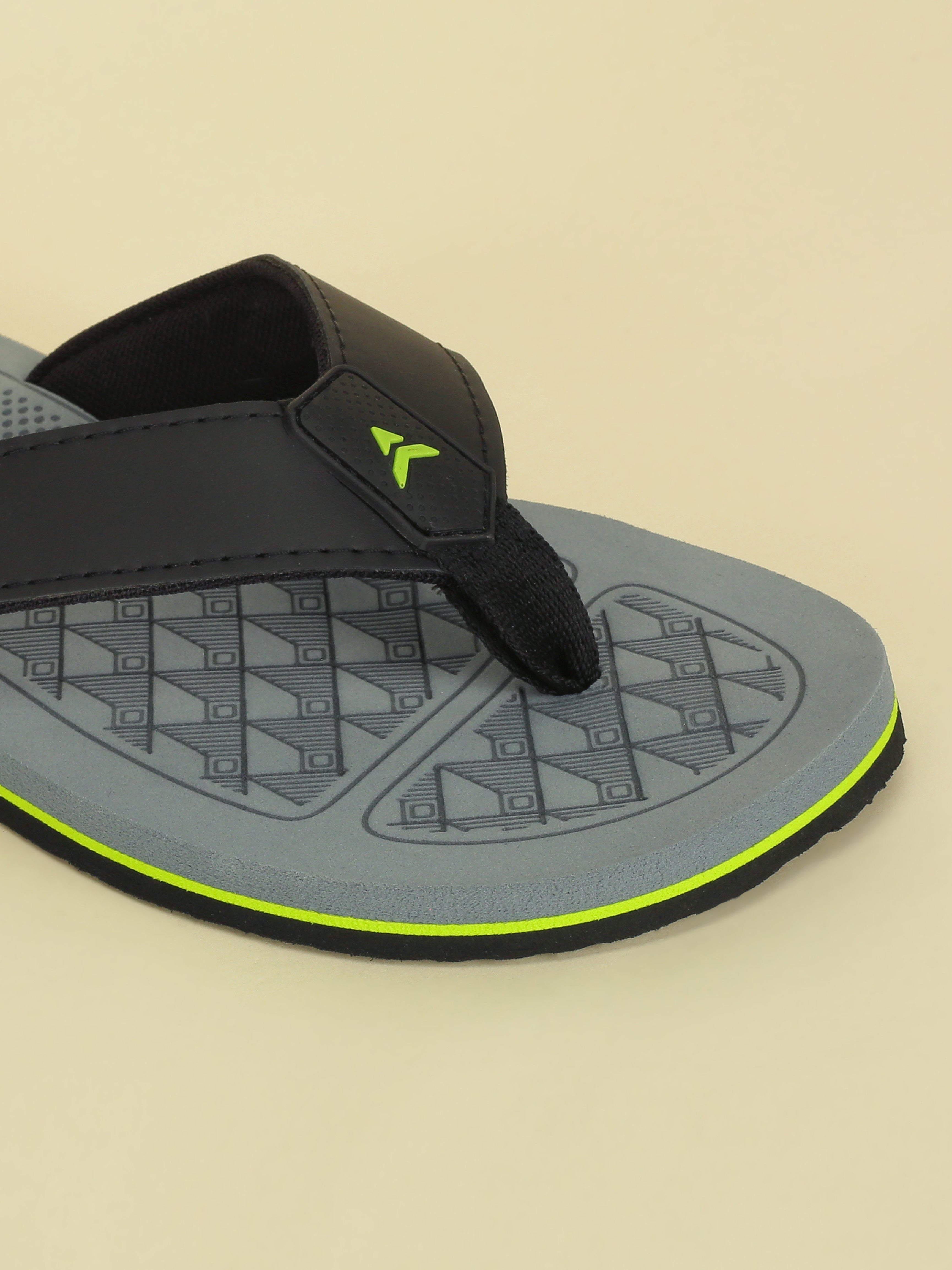 Avant Men's Milo Flip Flops - Grey