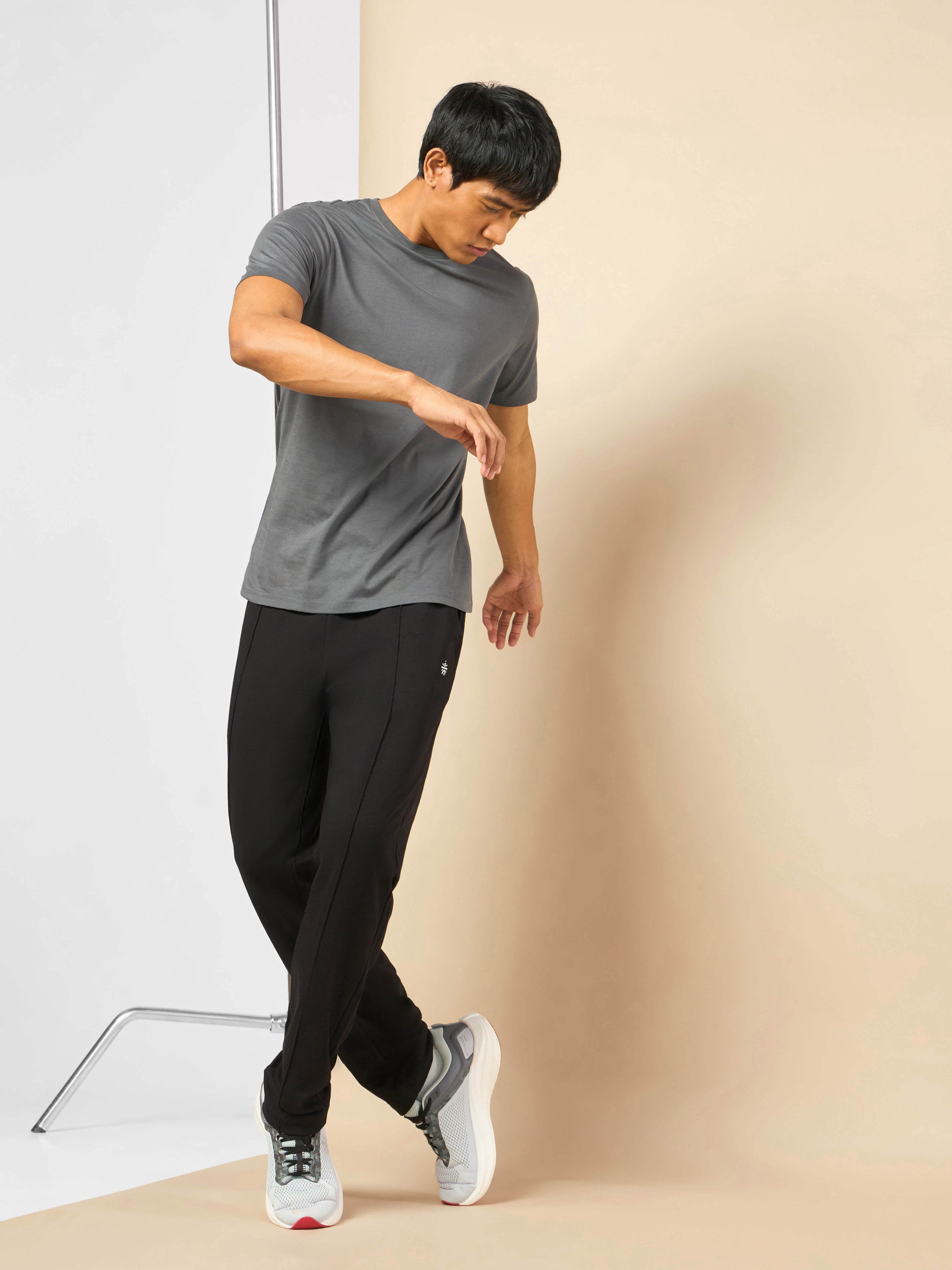 Men's Step Up Black Lifestyle Trackpants