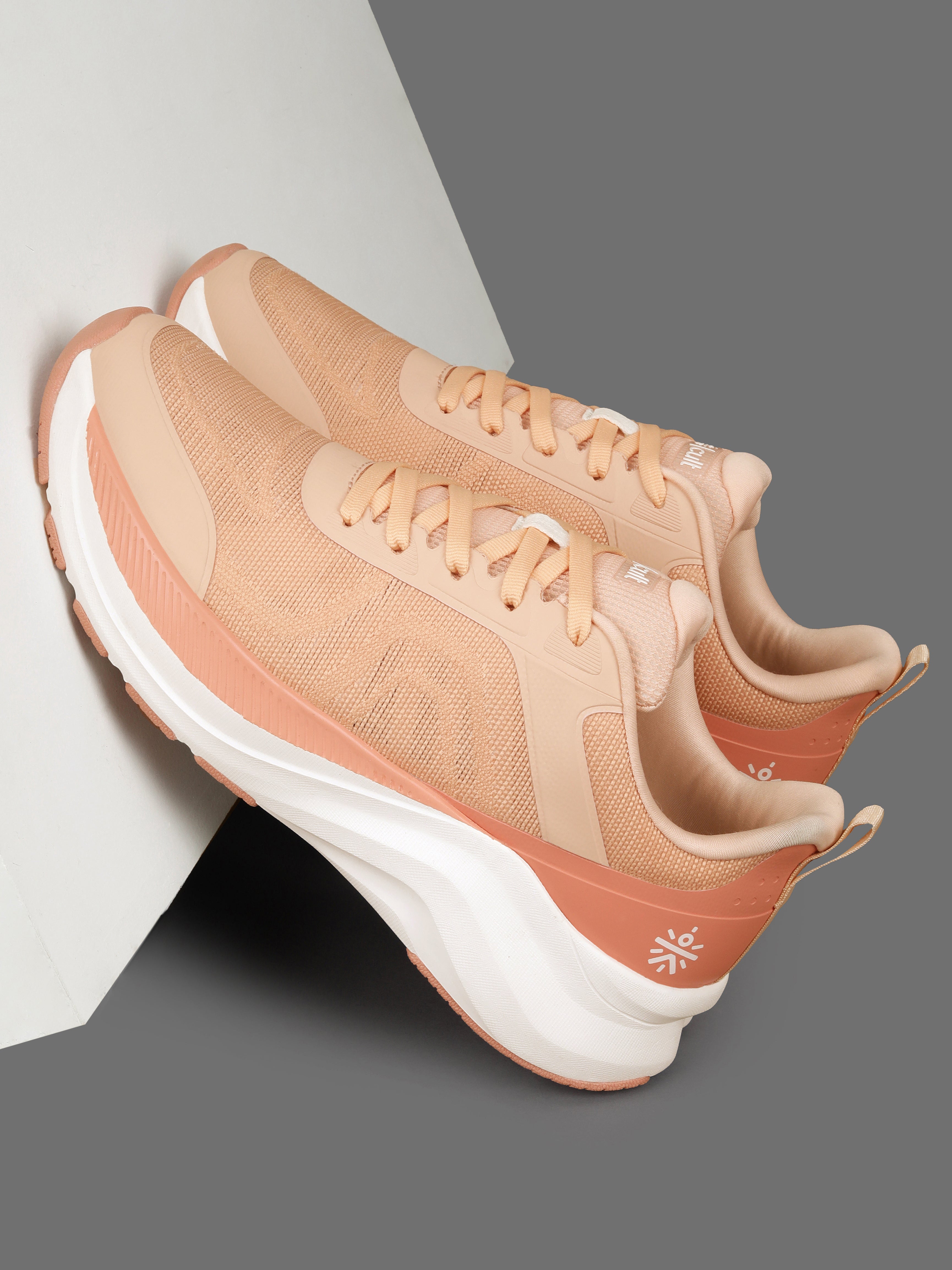cult Women's Surge Running Shoes - Peach